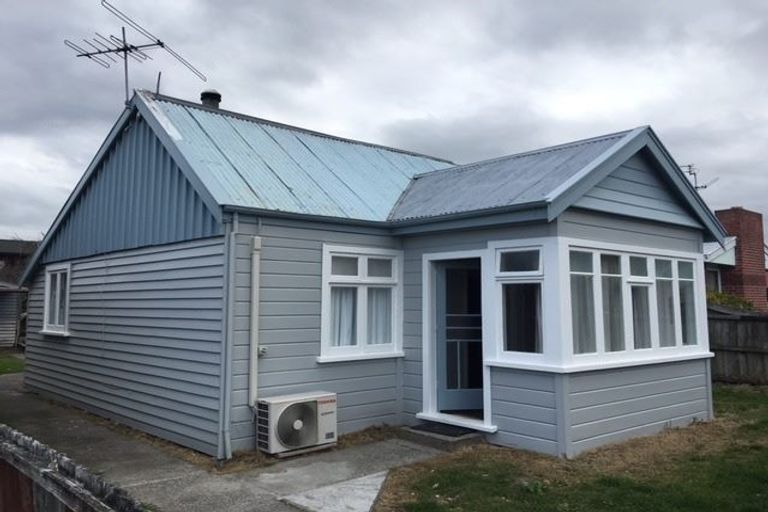 Photo of property in 8 Owens Terrace, Upper Riccarton, Christchurch, 8041