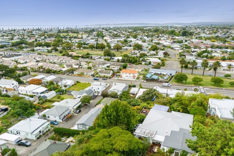 Photo of property in 9 Havelock Terrace, Hospital Hill, Napier, 4110