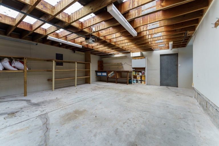 Photo of property in 6 Otaki Place, North New Brighton, Christchurch, 8083