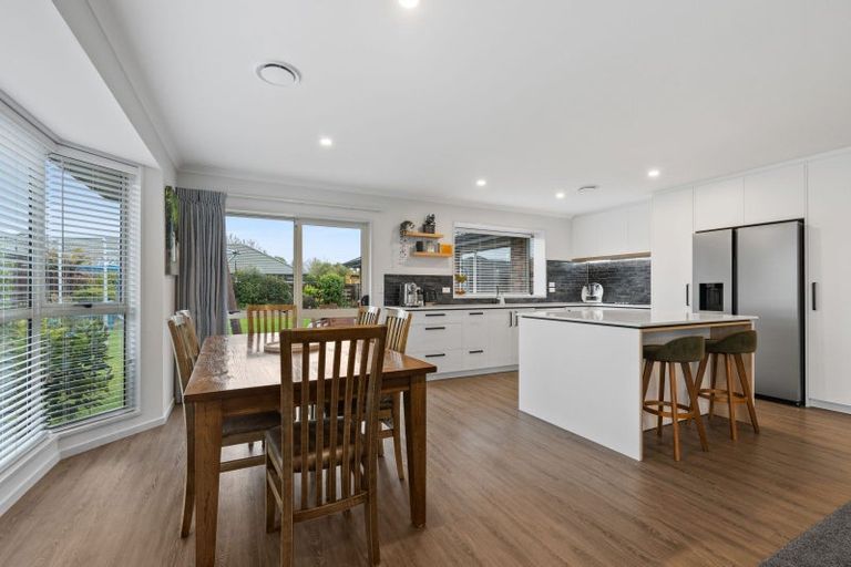 Photo of property in 44 Welsford Street, Woodend, 7610