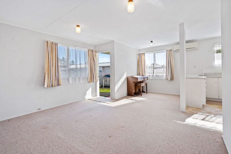 Photo of property in 25a Kuparu Place, Ruakaka, 0116