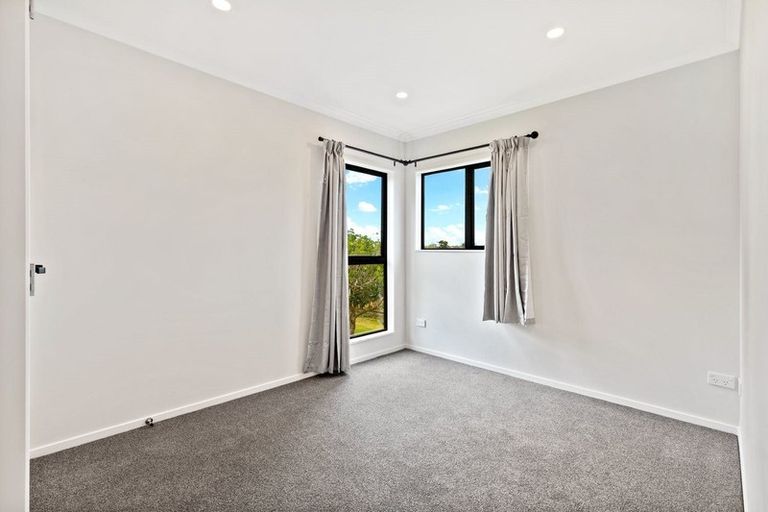 Photo of property in 20a Blanche Way, Half Moon Bay, Auckland, 2012