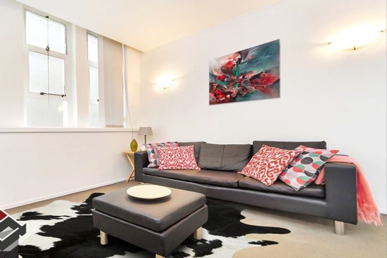 Photo of property in Guardian Apartments, 324/105 Queen Street, Auckland Central, Auckland, 1010