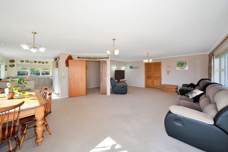 Photo of property in 7 Ngakoti Street, Urenui, 4375