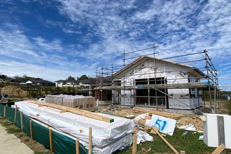 Photo of property in 51 Twin Parks Rise, Papakura, 2110