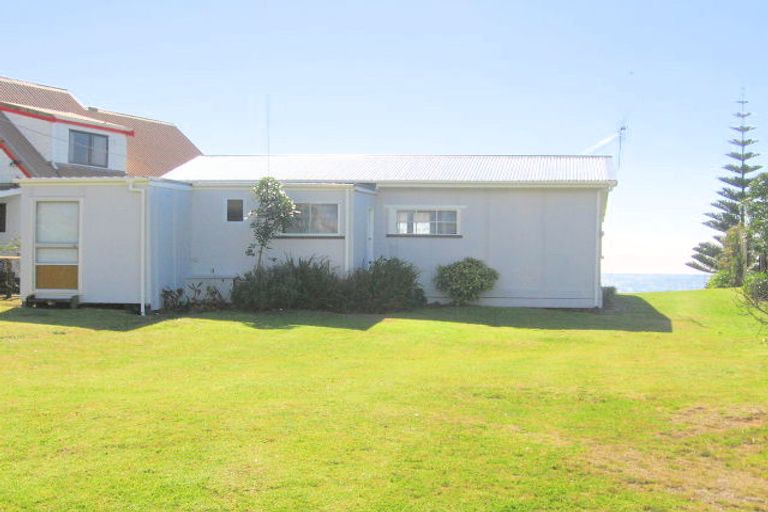 Photo of property in 100b Seaview Road, Whangamata, 3620