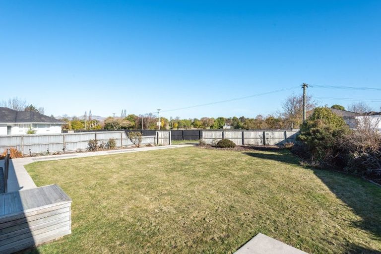 Photo of property in 27 Landy Street, Dallington, Christchurch, 8061