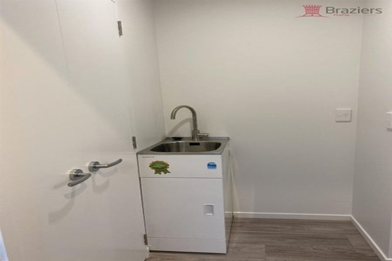 Photo of property in 128 North Avon Road, Richmond, Christchurch, 8013