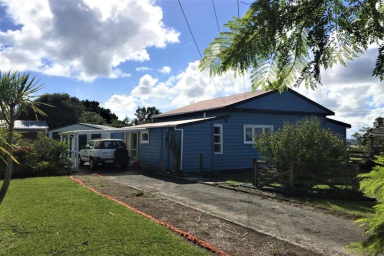 Photo of property in 2 Walker Terrace, Te Kopuru, 0391