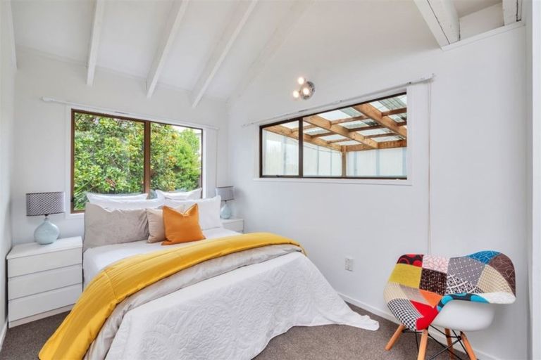 Photo of property in 42 Glenbervie Crescent, Massey, Auckland, 0614