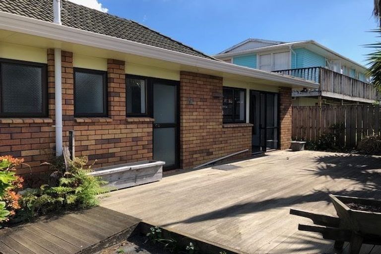 Photo of property in 3/10 King Edward Avenue, Papakura, 2110