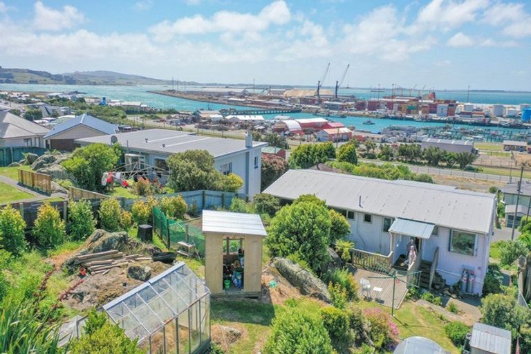 Photo of property in 196 Barrow Street, Bluff, 9814