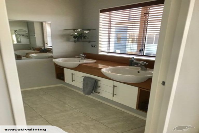 Photo of property in 3/14 Brougham Street, New Plymouth, 4310