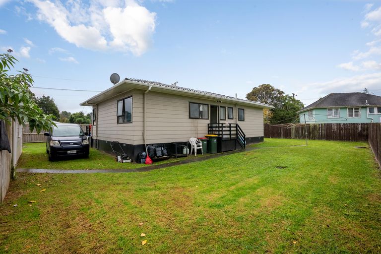 Photo of property in 1 Kita Road, Manurewa, Auckland, 2102