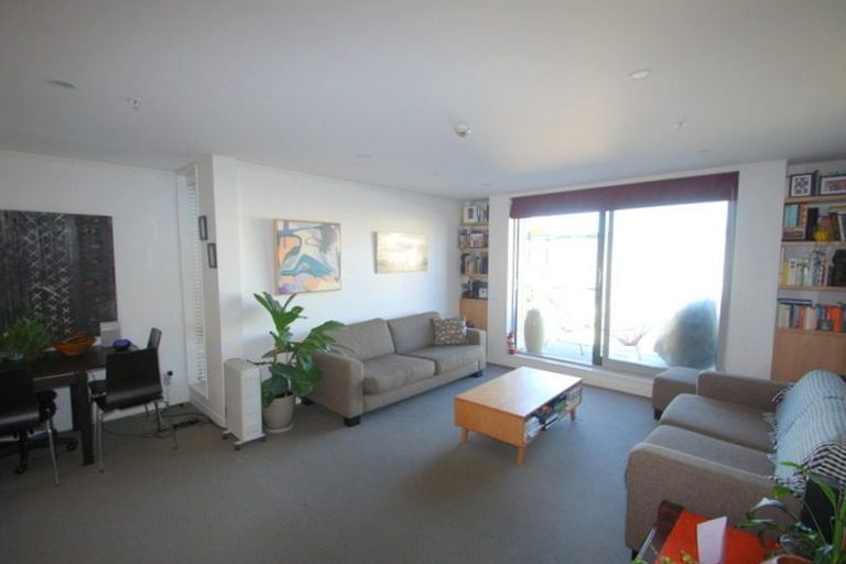 Photo of property in Republic2, 5c/11 Tennyson Street, Te Aro, Wellington, 6011