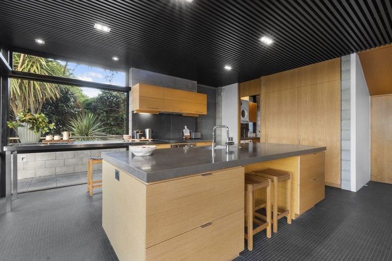 Photo of property in 30b Thackeray Street, Hamilton Lake, Hamilton, 3204