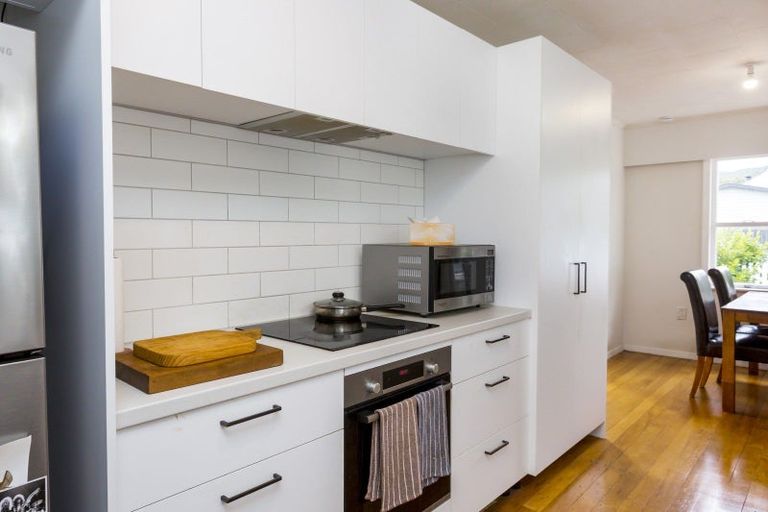 Photo of property in 5 Ruru Crescent, Heretaunga, Upper Hutt, 5018