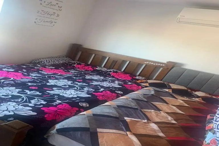 Photo of property in 31 Kaha Road, Takanini, 2110