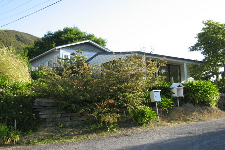 Photo of property in 67 York Street, Picton, 7220