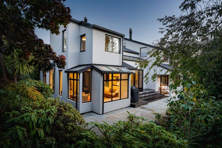 Photo of property in 6 Riccarton Road East, East Taieri, Mosgiel, 9024