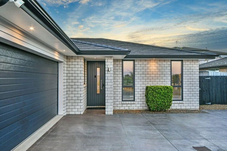 Photo of property in 10 Mcneish Place, Pokeno, 2402