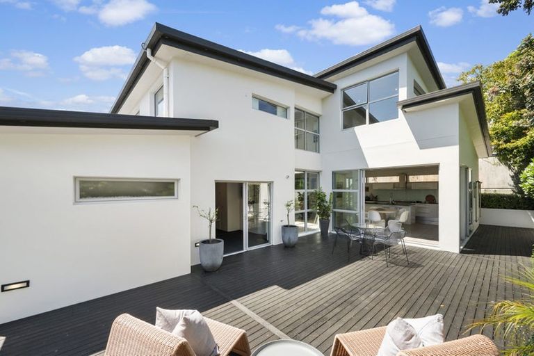 Photo of property in 94b Khandallah Road, Khandallah, Wellington, 6035