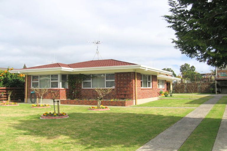 Photo of property in 476 Otumoetai Road, Otumoetai, Tauranga, 3110