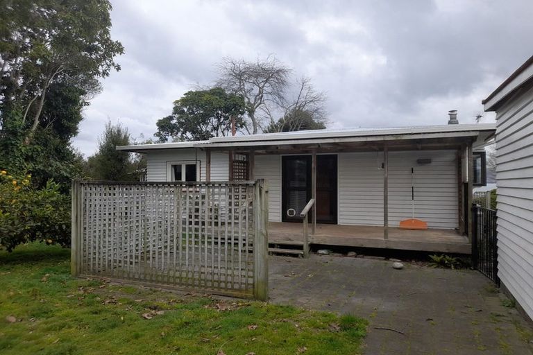 Photo of property in 18 Otupai Street, Two Mile Bay, Taupo, 3330