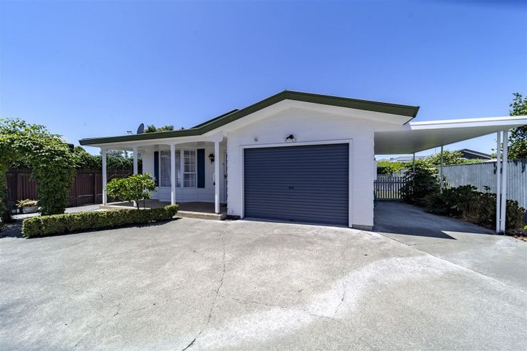Photo of property in 30a Elliott Street, Taradale, Napier, 4112