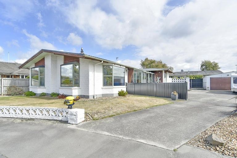 Photo of property in 7 Marlin Place, Mairehau, Christchurch, 8013