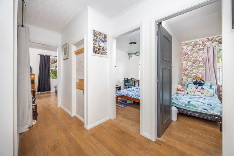 Photo of property in 15 Matthews Crescent, Melville, Hamilton, 3206