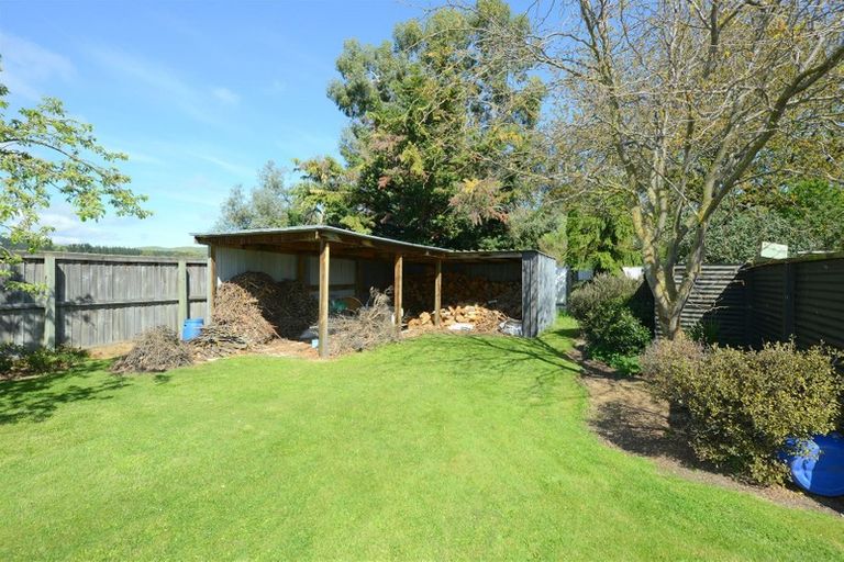 Photo of property in 40 High Street, Hawarden, 7385