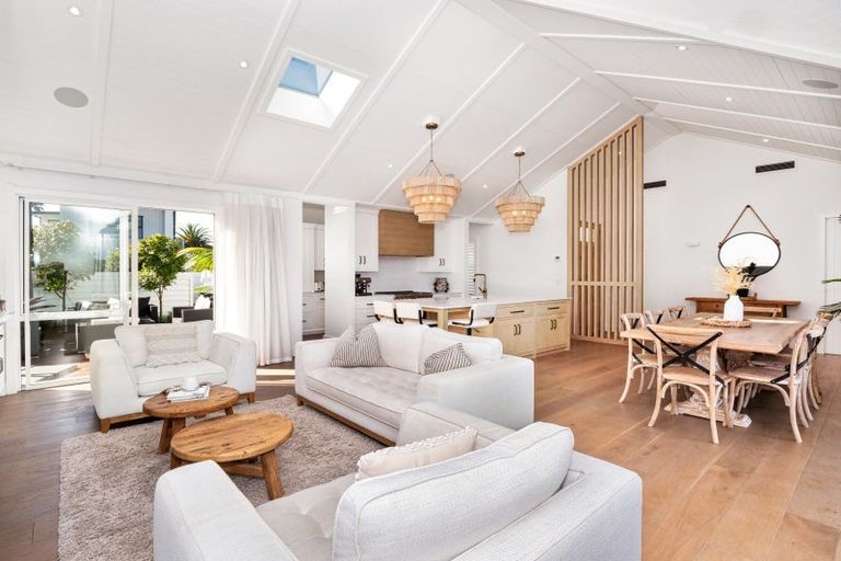 Photo of property in 10 Oceania Sands Way, Papamoa Beach, Papamoa, 3118