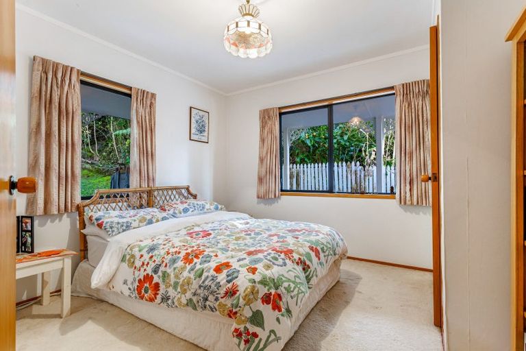 Photo of property in 2/2 Elizabeth Place, Mairangi Bay, Auckland, 0630