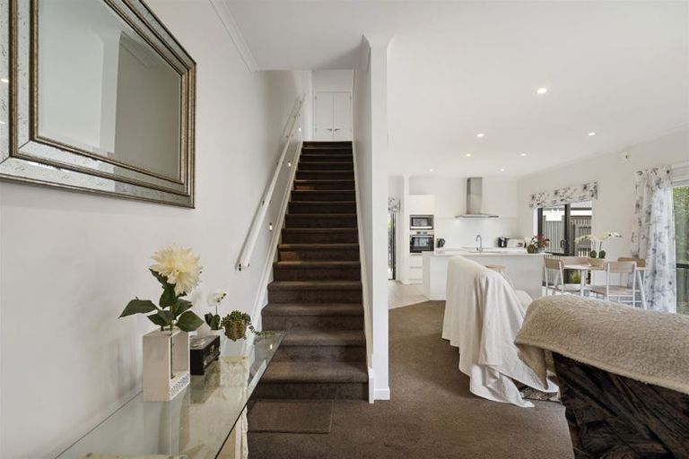 Photo of property in 5 Frank Gill Road, Hobsonville, Auckland, 0616