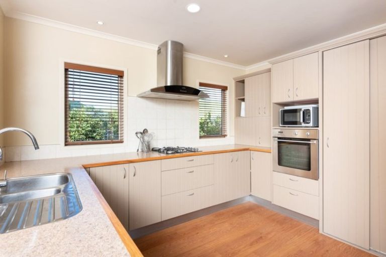 Photo of property in 8 Roger Guy Place, Welcome Bay, Tauranga, 3175