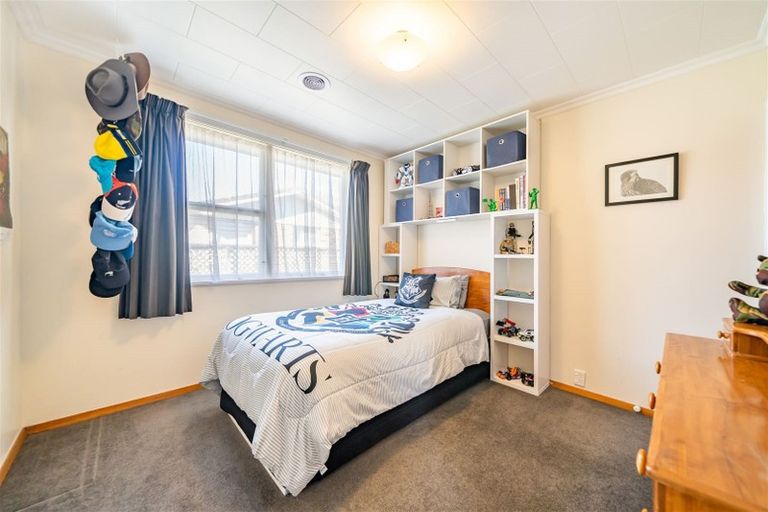 Photo of property in 19 Mcleod Street, Elderslea, Upper Hutt, 5018