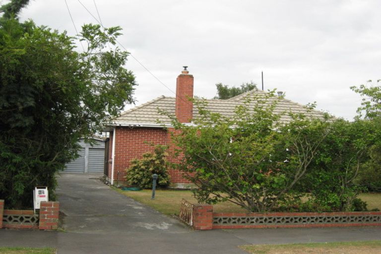 Photo of property in 64 Dunster Street, Burnside, Christchurch, 8053