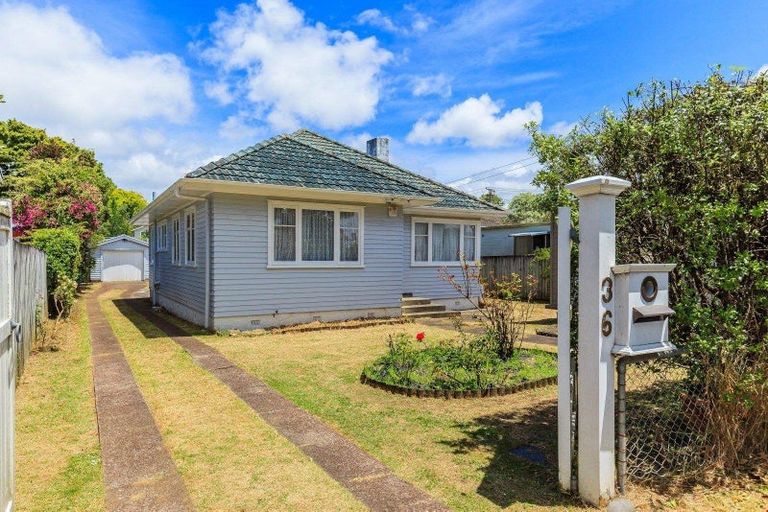 Photo of property in 36 Haverstock Road, Sandringham, Auckland, 1025
