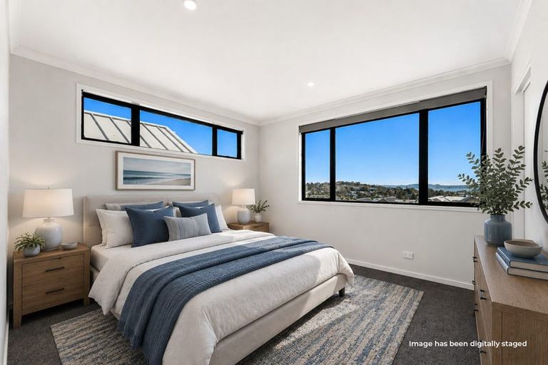 Photo of property in 17 Seafarer Crescent, Stanmore Bay, Whangaparaoa, 0932