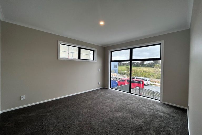 Photo of property in 7 Koreke Close, Kenepuru, Porirua, 5022