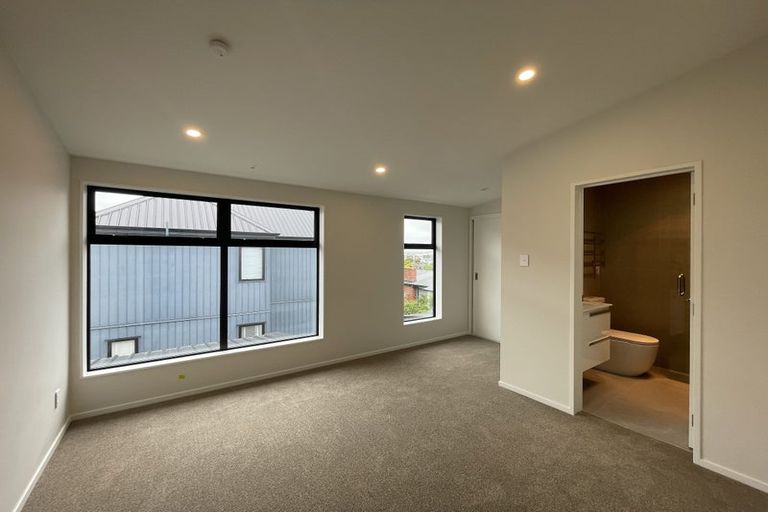 Photo of property in 44 Montgomery Avenue, Belmont, Auckland, 0622