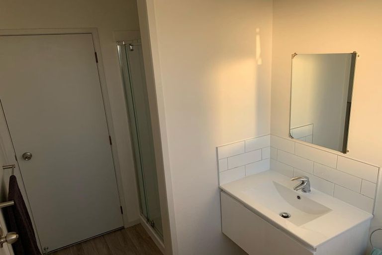 Photo of property in 1/45 Everglade Drive, Goodwood Heights, Auckland, 2105