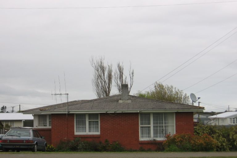 Photo of property in 70 Avenue Road, Foxton, 4814