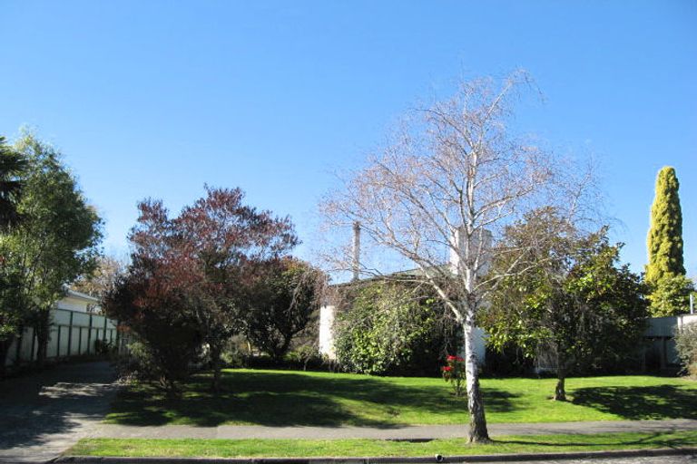 Photo of property in 5 James Cook Street, Havelock North, 4130