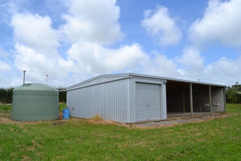 Photo of property in 121 Brook Road, Awhitu, Waiuku, 2684