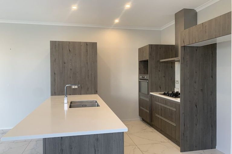 Photo of property in 21 Eyton Kay Road, Hobsonville, Auckland, 0616