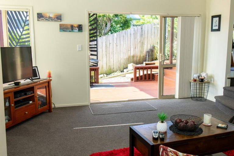 Photo of property in 5 Coralsea Way, Arkles Bay, Whangaparaoa, 0932