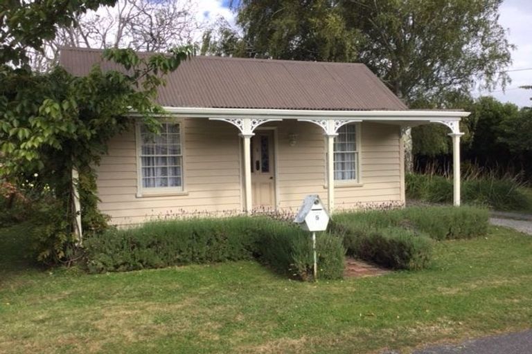 Photo of property in 5 Horton Street, Greytown, 5712