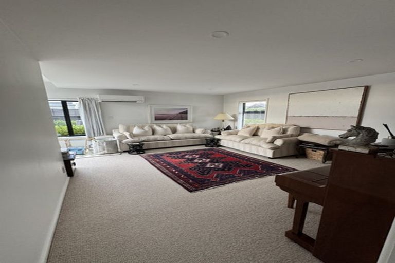 Photo of property in 2/68 Browns Road, St Albans, Christchurch, 8014